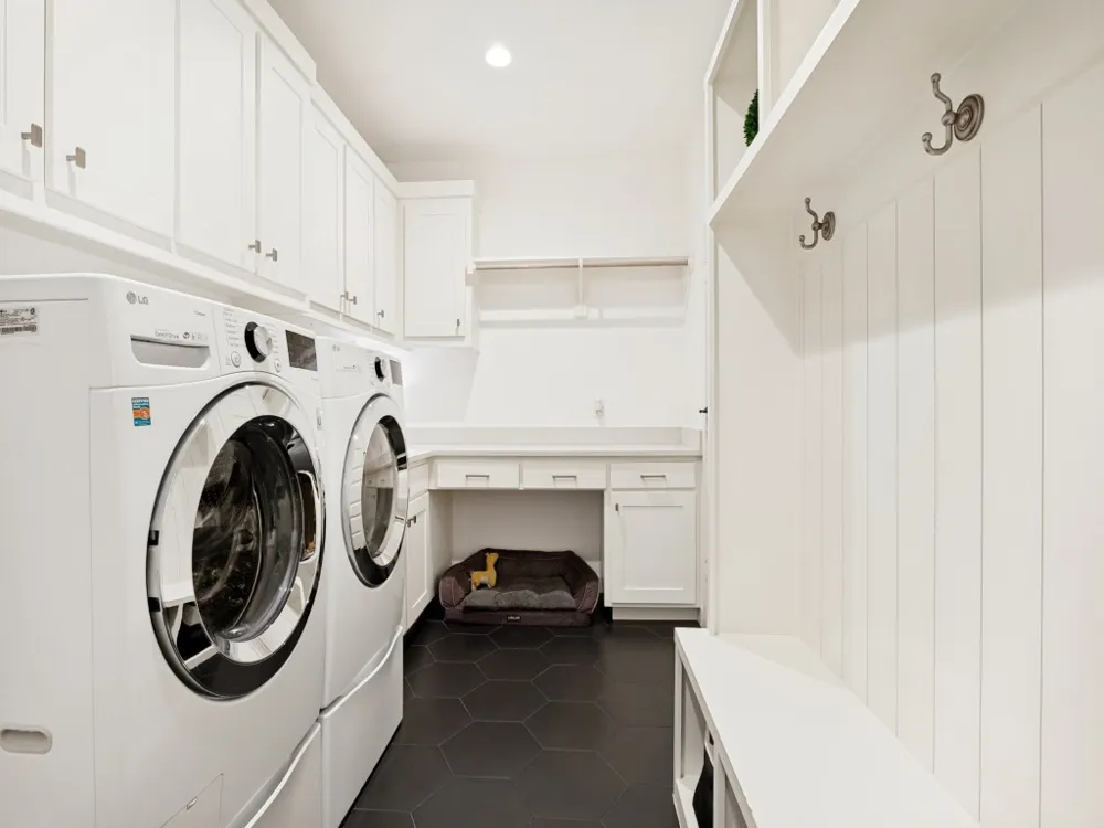 972 Meadow Bend Loop S Grapevine, TX 76051