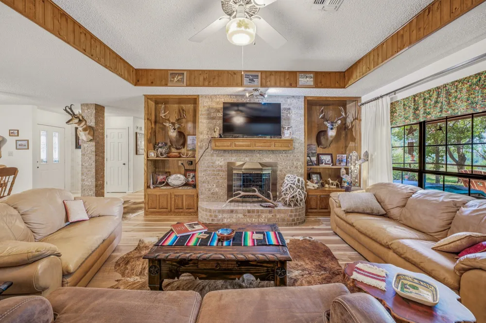 4527 S Keller Road Mineral Wells, TX 76067