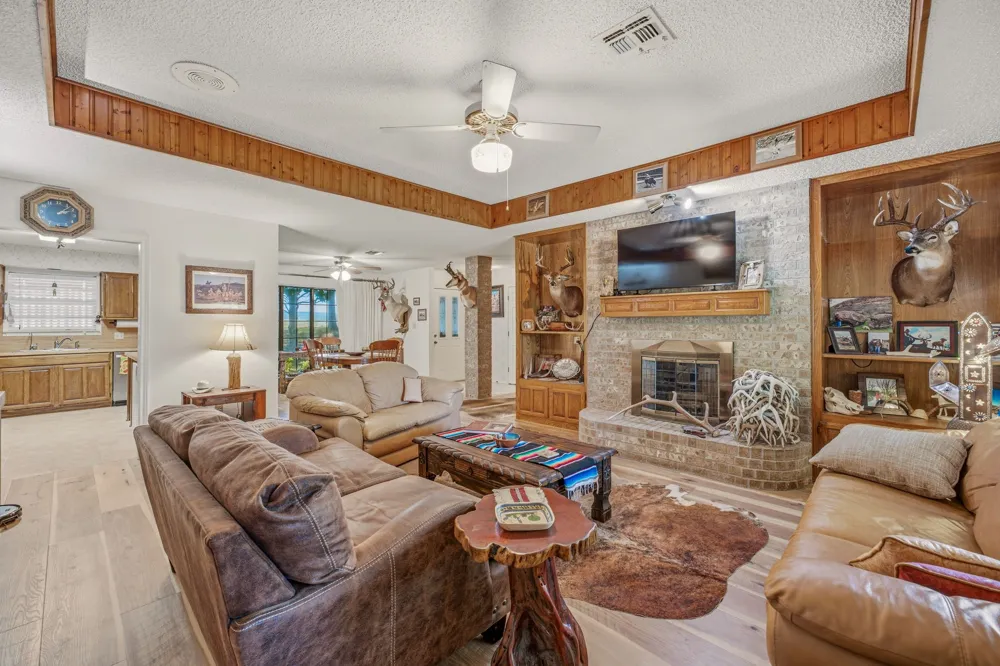 4527 S Keller Road Mineral Wells, TX 76067