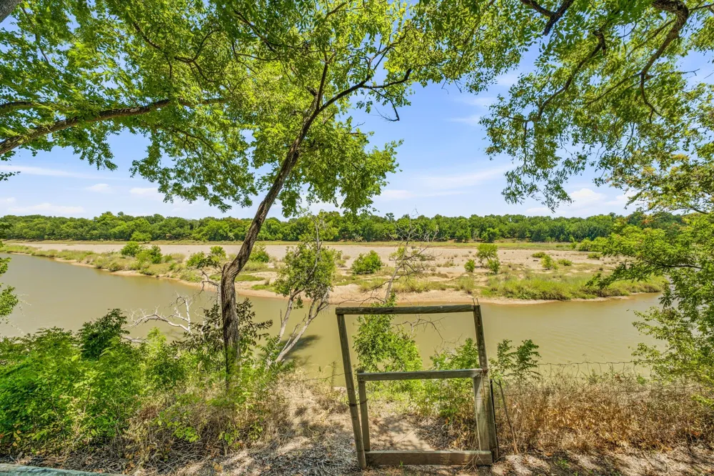 4527 S Keller Road Mineral Wells, TX 76067