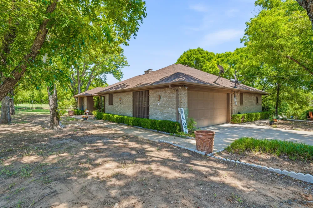 4527 S Keller Road Mineral Wells, TX 76067