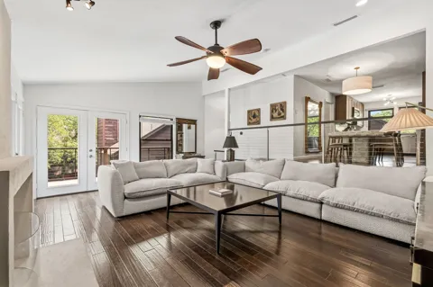 6124 Summer Creek Circle