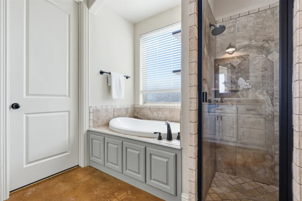 12409 Bella Vino Drive Fort Worth, TX 76126