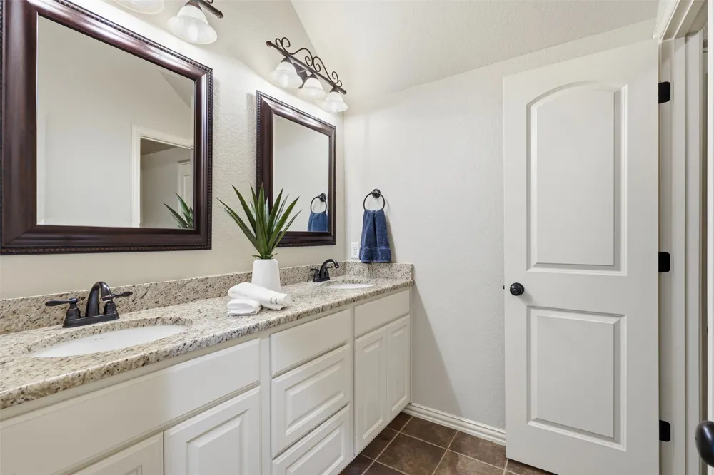 12409 Bella Vino Drive Fort Worth, TX 76126