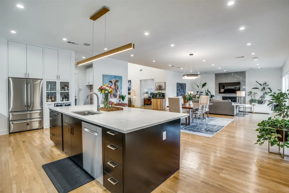 3766 Manana Drive Dallas, TX 75220