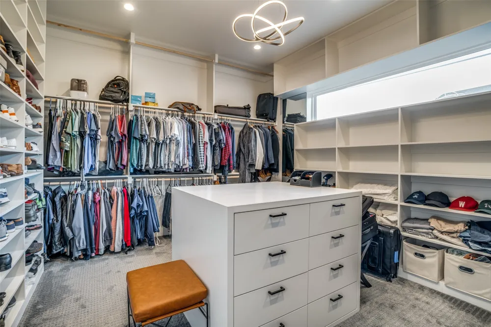 3766 Manana Drive Dallas, TX 75220