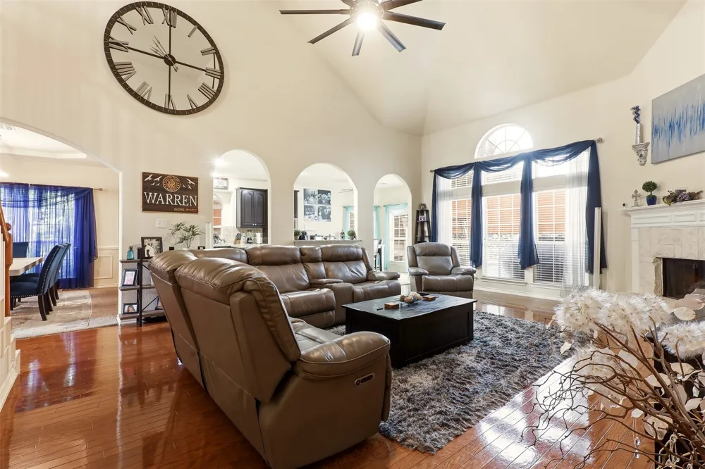 5804 Logan Drive Plano, TX 75094