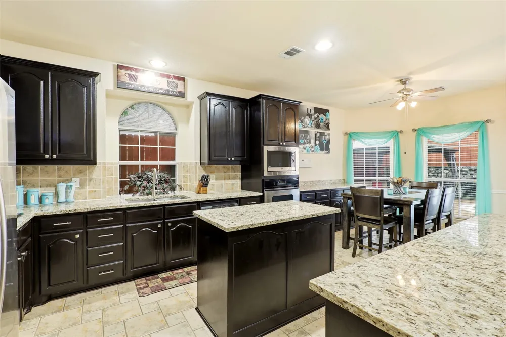 5804 Logan Drive Plano, TX 75094