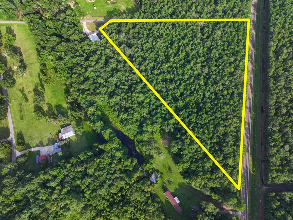 8 FM 787 Saratoga, TX 77585