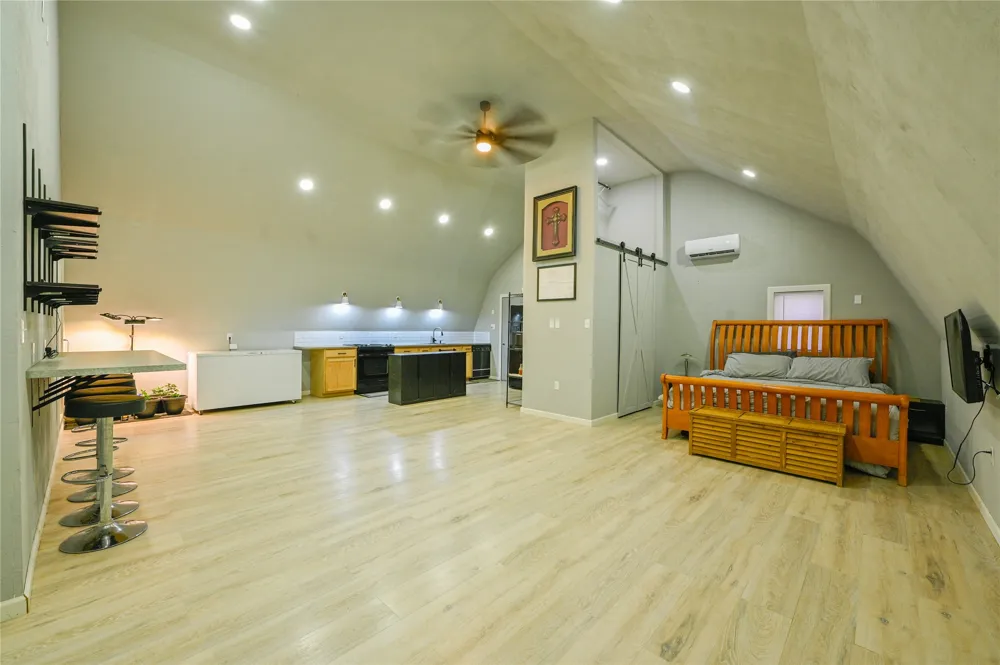 2275 County Road 4185 Meridian, TX 76665