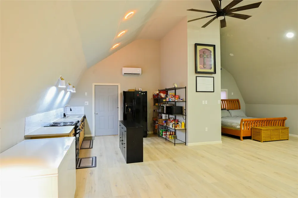 2275 County Road 4185 Meridian, TX 76665