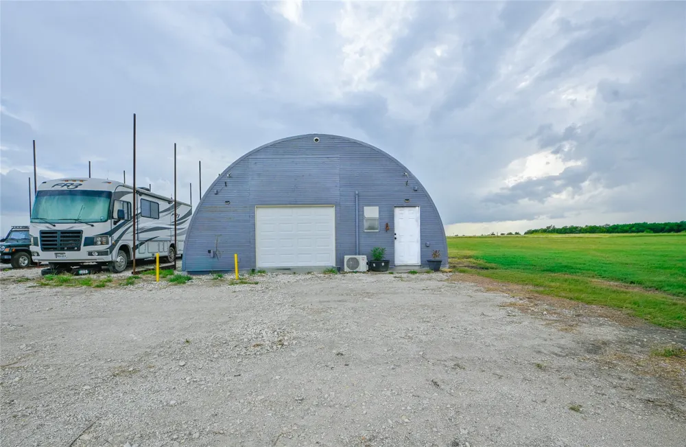 2275 County Road 4185 Meridian, TX 76665