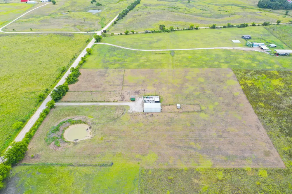 2275 County Road 4185 Meridian, TX 76665