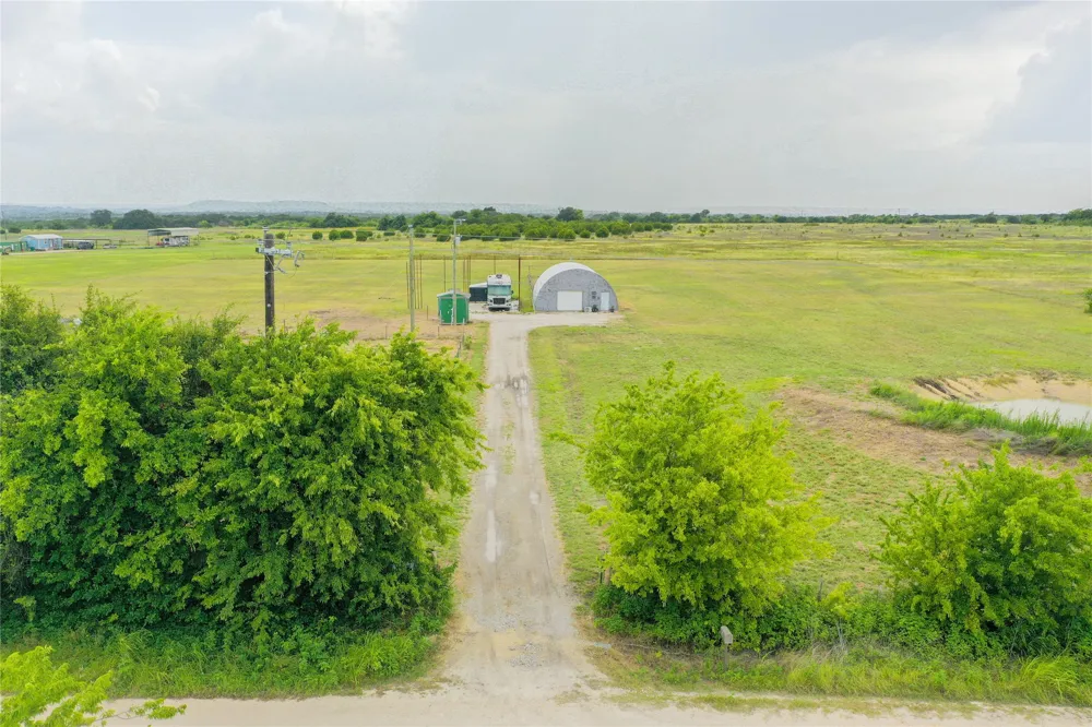 2275 County Road 4185 Meridian, TX 76665