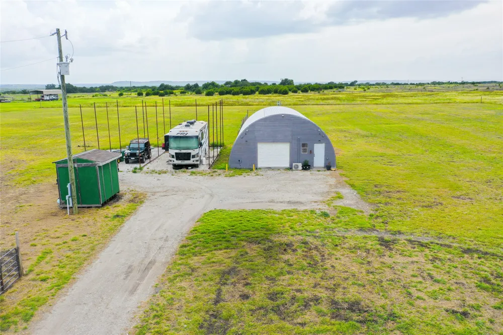 2275 County Road 4185 Meridian, TX 76665