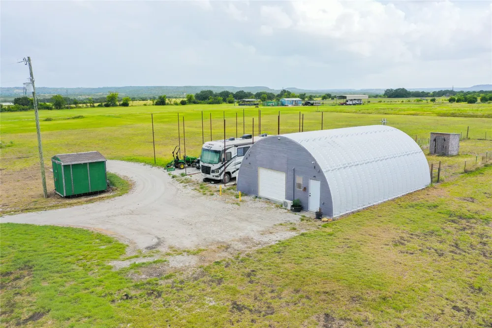 2275 County Road 4185 Meridian, TX 76665
