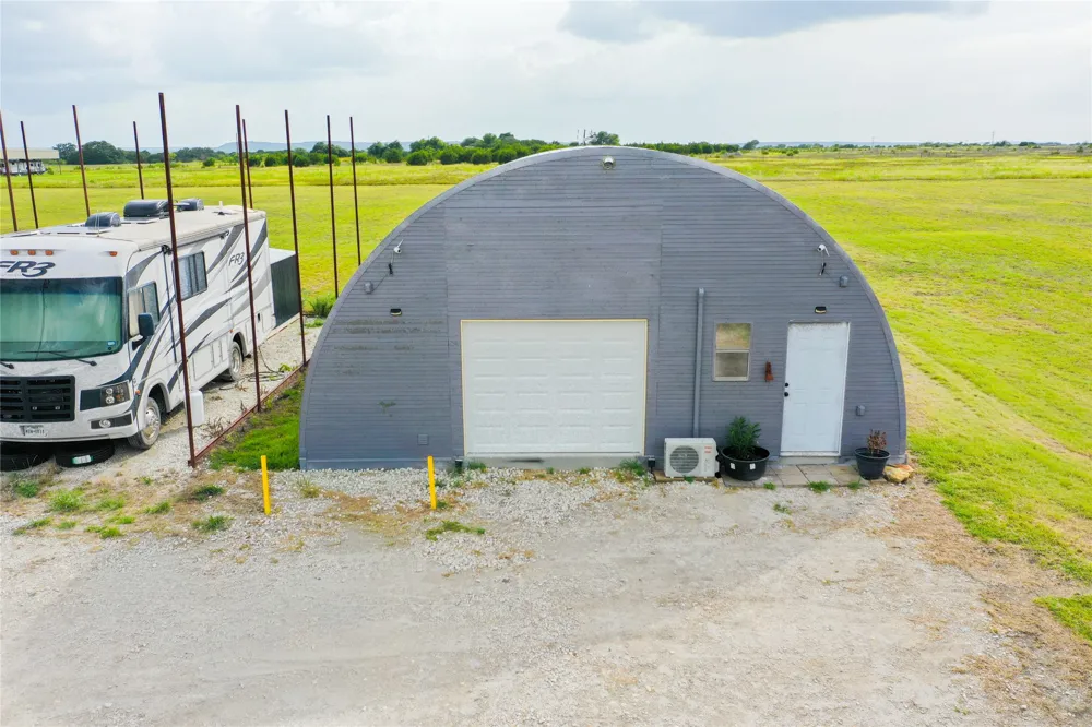 2275 County Road 4185 Meridian, TX 76665