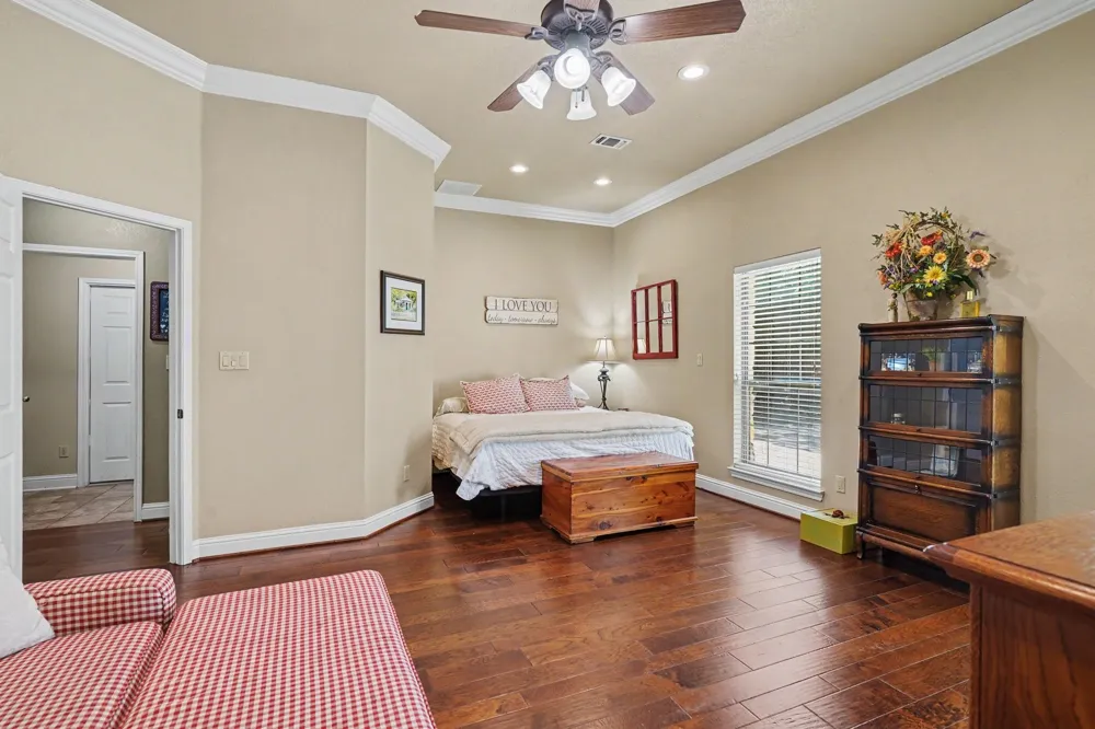 126 Willow Creek Circle Mansfield, TX 76063