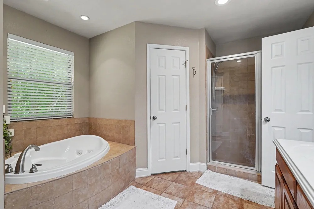 126 Willow Creek Circle Mansfield, TX 76063