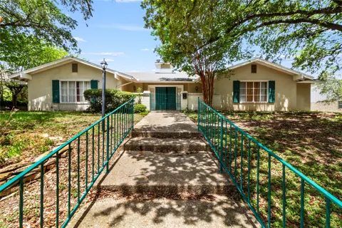 2641 Woodmont Circle