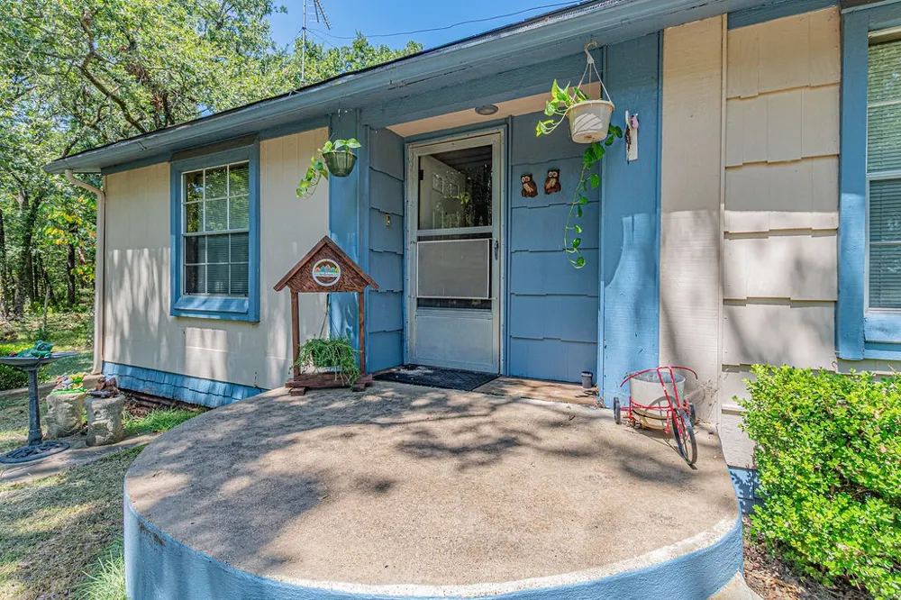 6264 State Highway 276 Point, TX 75472