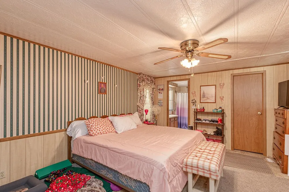 6264 State Highway 276 Point, TX 75472