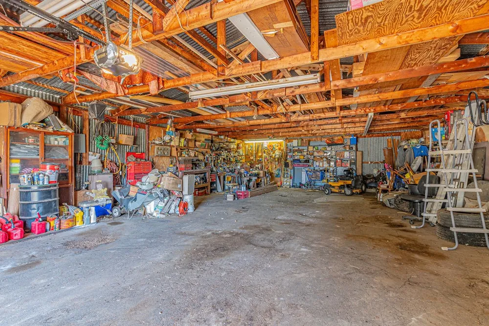 6264 State Highway 276 Point, TX 75472