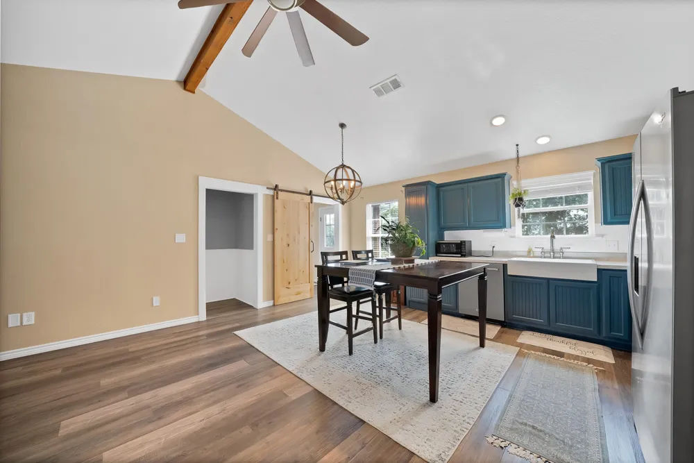 1237 Private Road 4219 Decatur, TX 76234