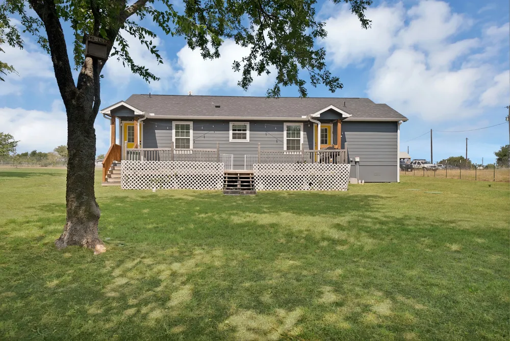 1237 Private Road 4219 Decatur, TX 76234