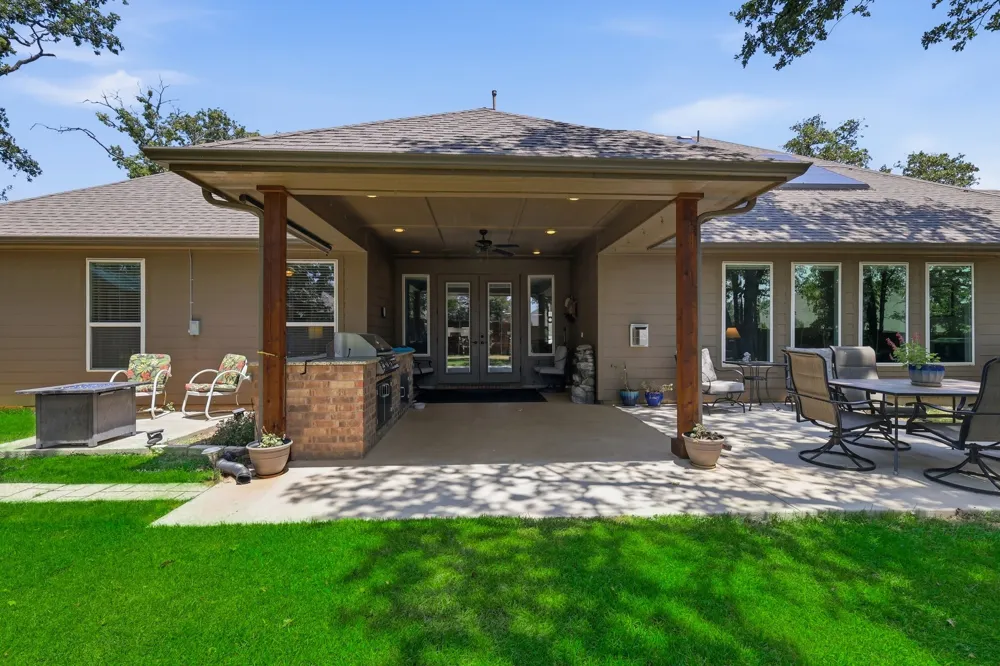 138 Dogwood Drive Krugerville, TX 76227