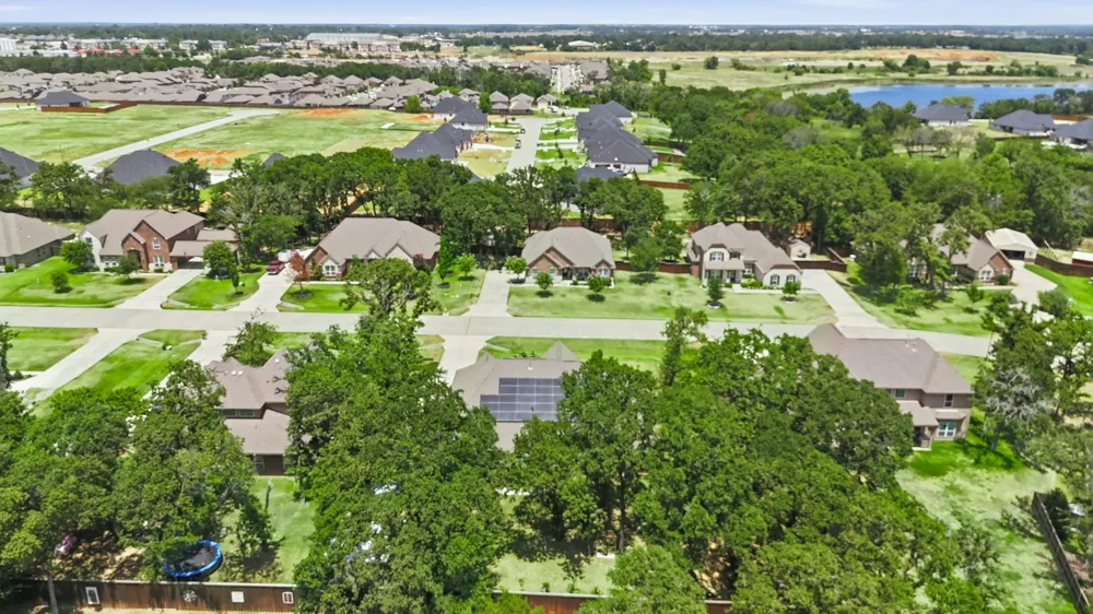 138 Dogwood Drive Krugerville, TX 76227