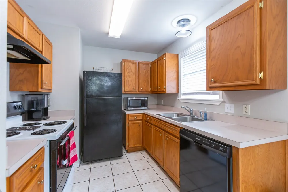 634 E North 16th Street #B Abilene, TX 79601