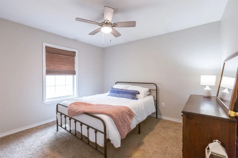 634 E North 16th Street #B Abilene, TX 79601