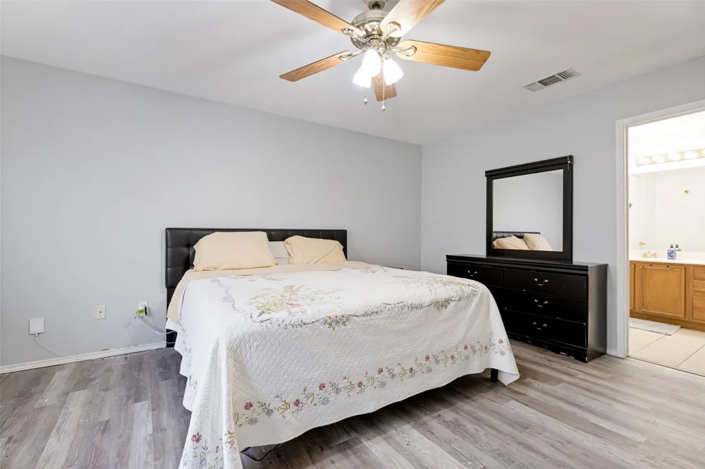 3155 Ponds Edge Trail Grand Prairie, TX 75052