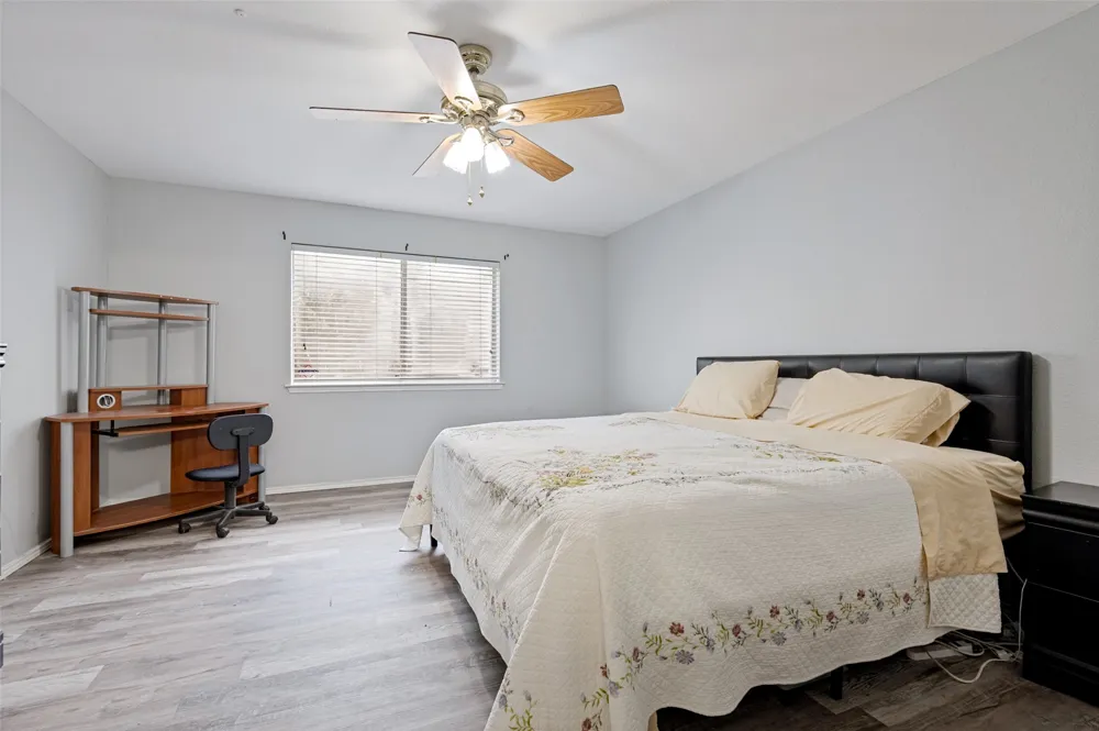 3155 Ponds Edge Trail Grand Prairie, TX 75052