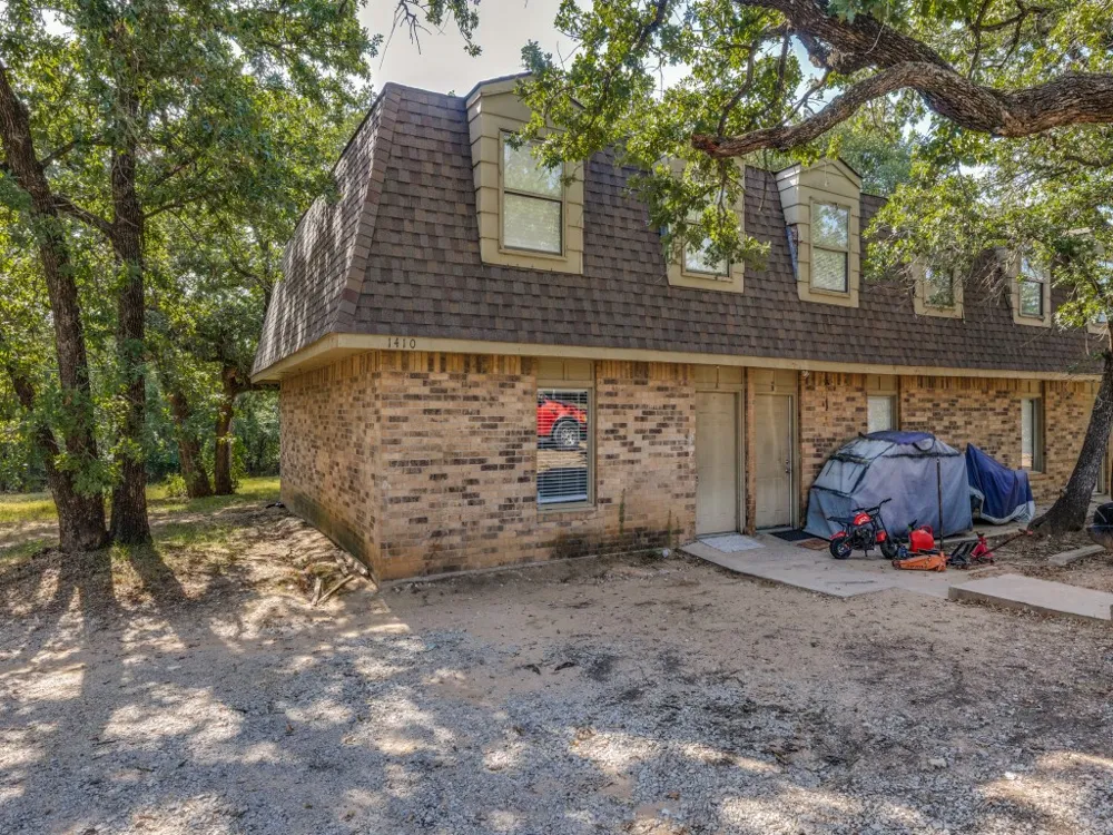 1408 Arvel Circle #C Reno, TX 76020