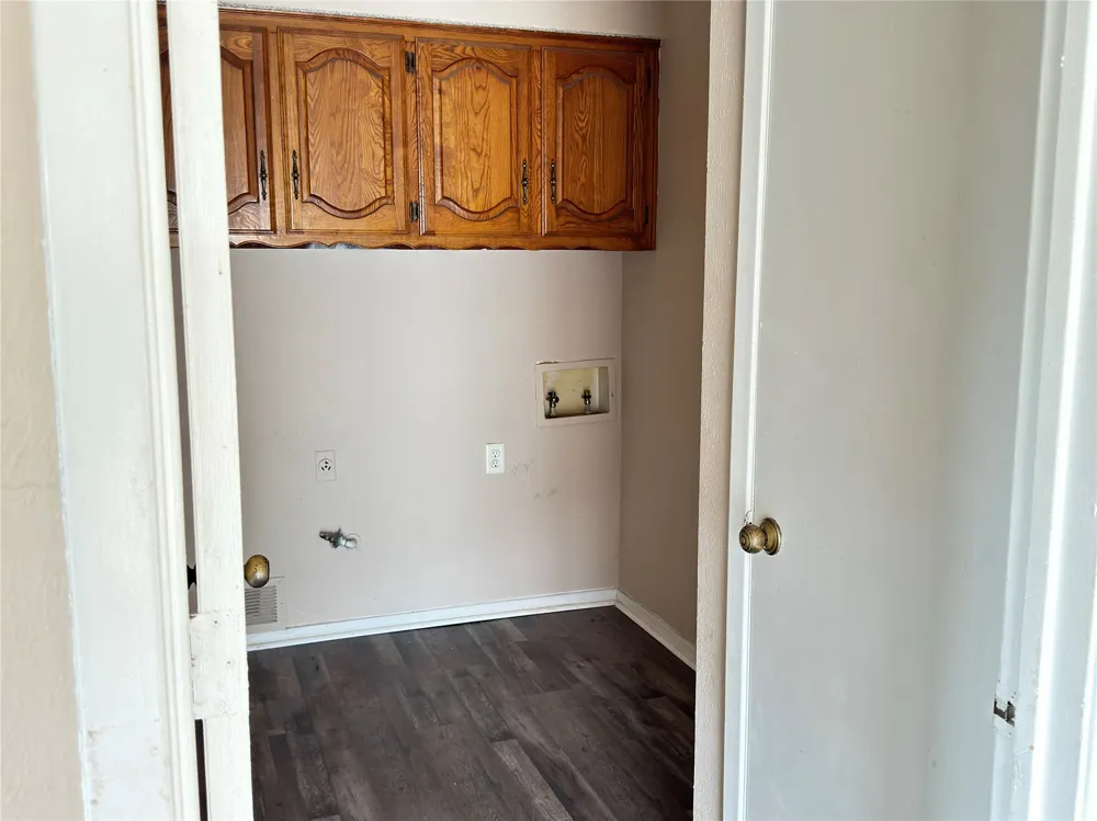 1444 Pinnacle Peak Drive DeSoto, TX 75115