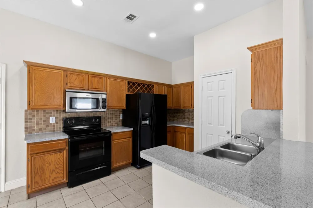 8810 Quail Ridge Drive Rowlett, TX 75089