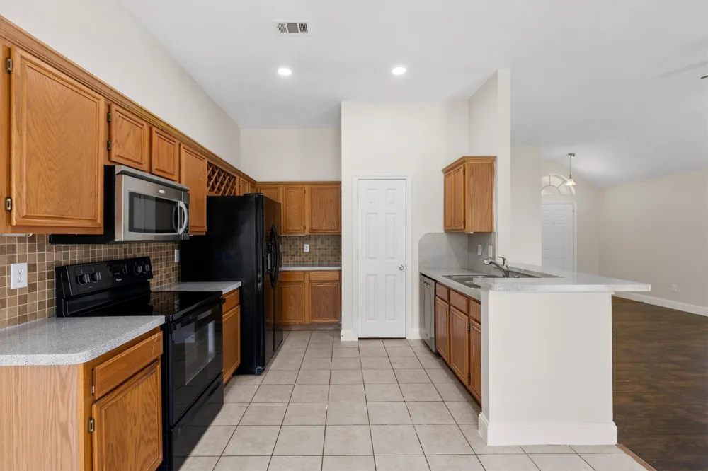 8810 Quail Ridge Drive Rowlett, TX 75089