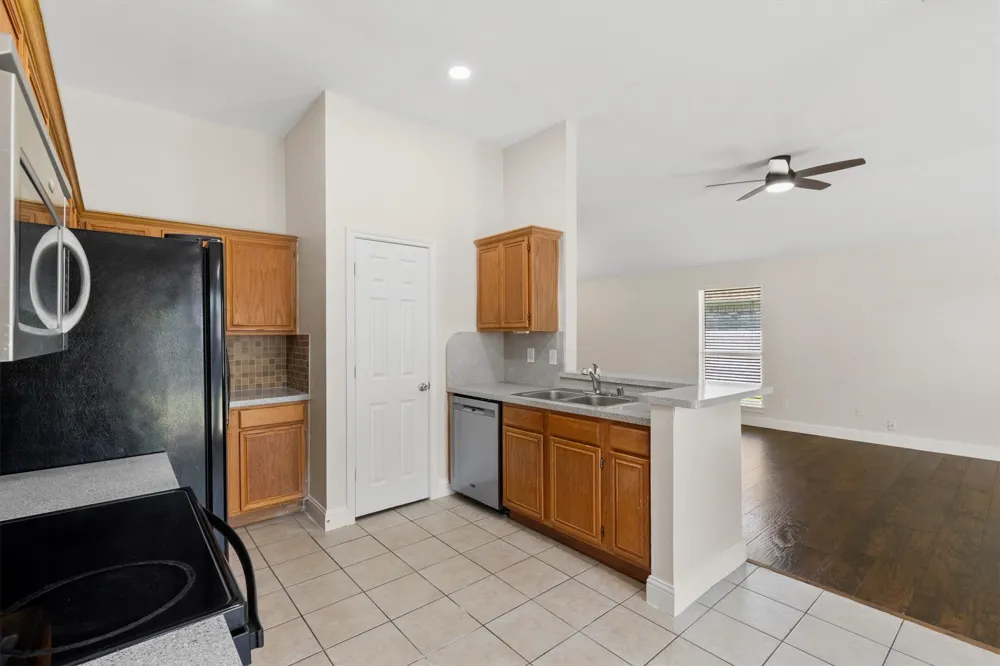8810 Quail Ridge Drive Rowlett, TX 75089