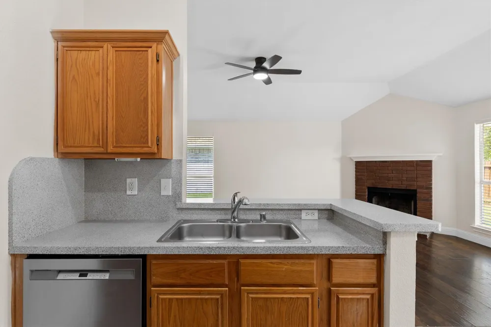 8810 Quail Ridge Drive Rowlett, TX 75089