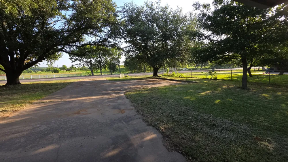 1664 HWY 56 E Bonham, TX 75418