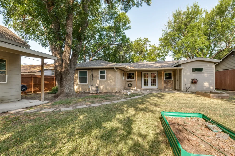13520 Mount Castle Drive Farmers Branch, TX 75234