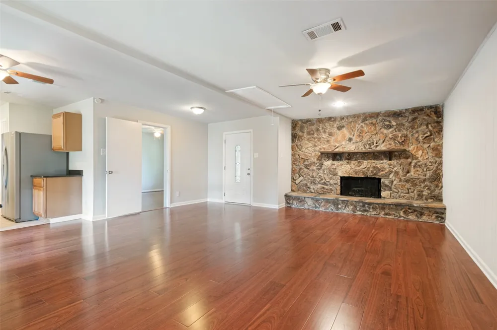 13520 Mount Castle Drive Farmers Branch, TX 75234