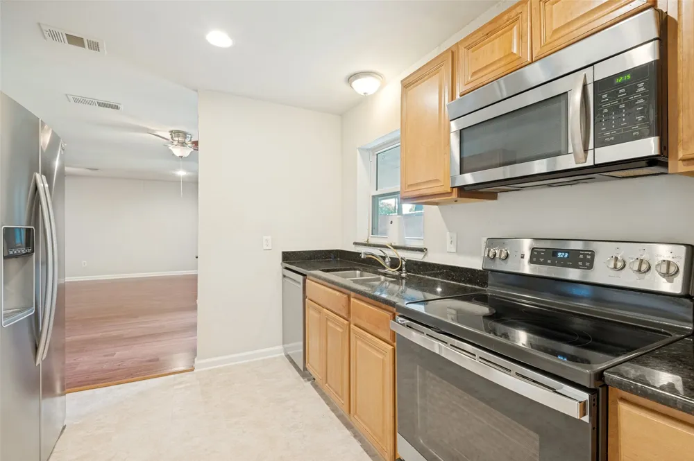 13520 Mount Castle Drive Farmers Branch, TX 75234