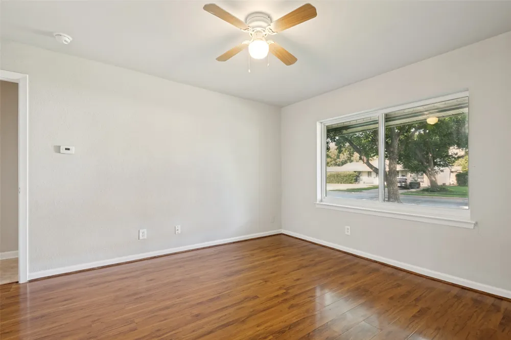 13520 Mount Castle Drive Farmers Branch, TX 75234