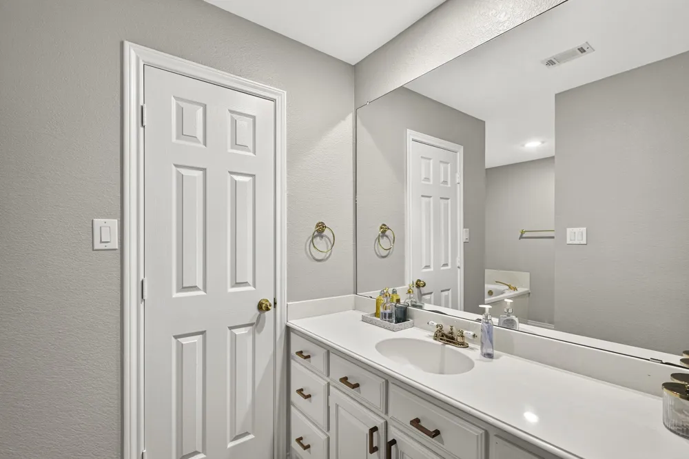 18116 County Road 949 Rockwall, TX 75087