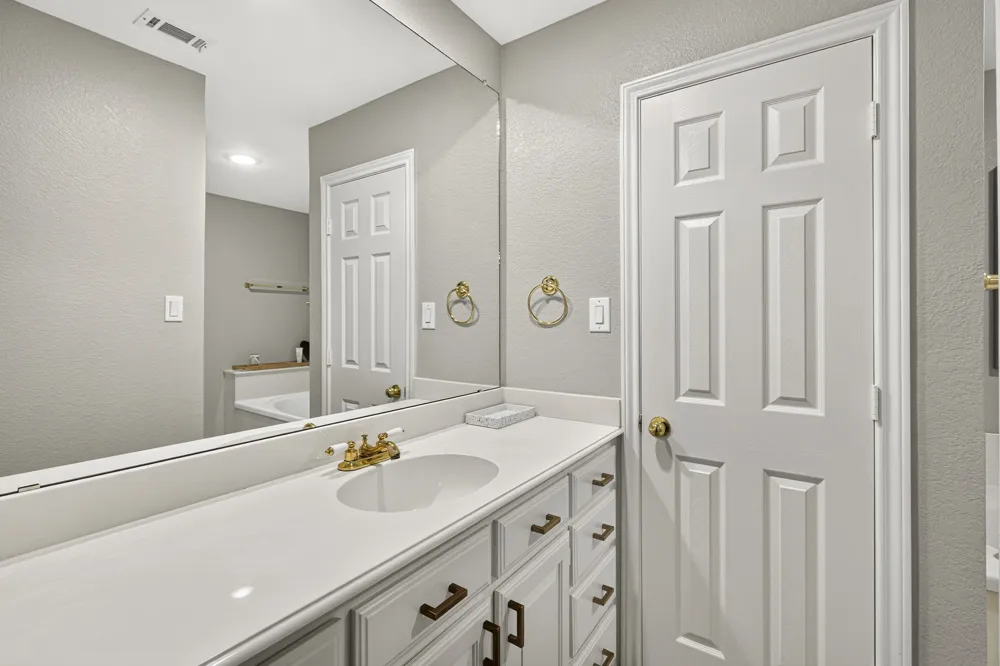 18116 County Road 949 Rockwall, TX 75087