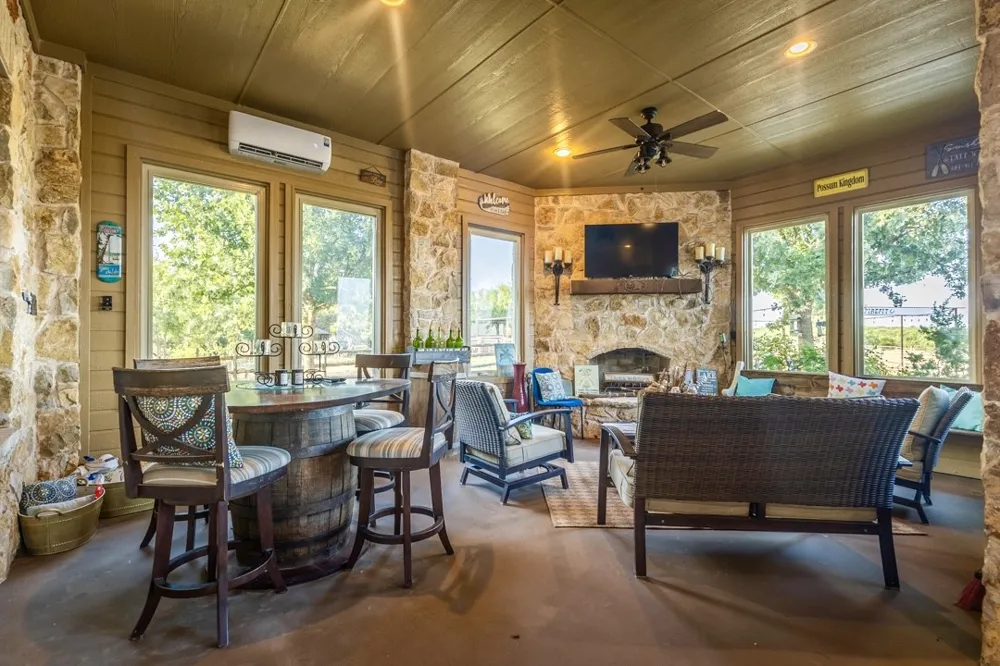 3179 Canyon Wren Loop Possum Kingdom Lake, TX 76449