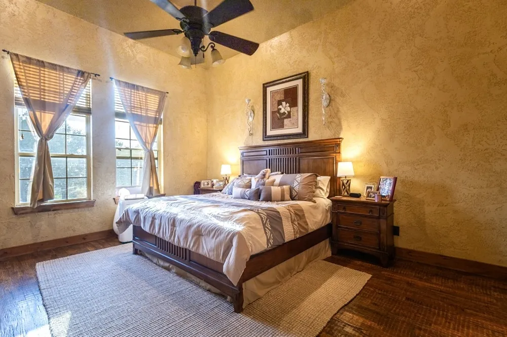 3179 Canyon Wren Loop Possum Kingdom Lake, TX 76449
